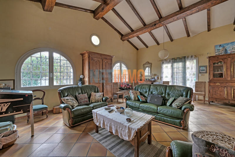 Villa - 165 m² - 6 pièces