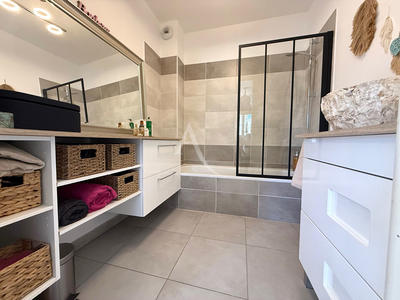 Appartement - 74 m² - 4 pièces