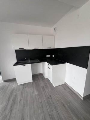 Pavillon - 93 m² - 4 pièces