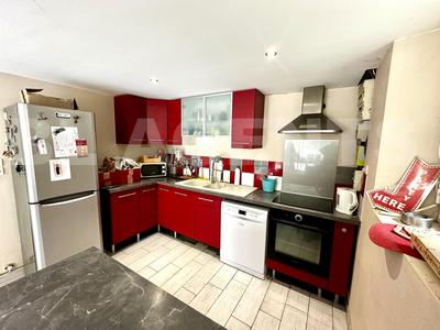 Maison - 132 m² - 7 pièces