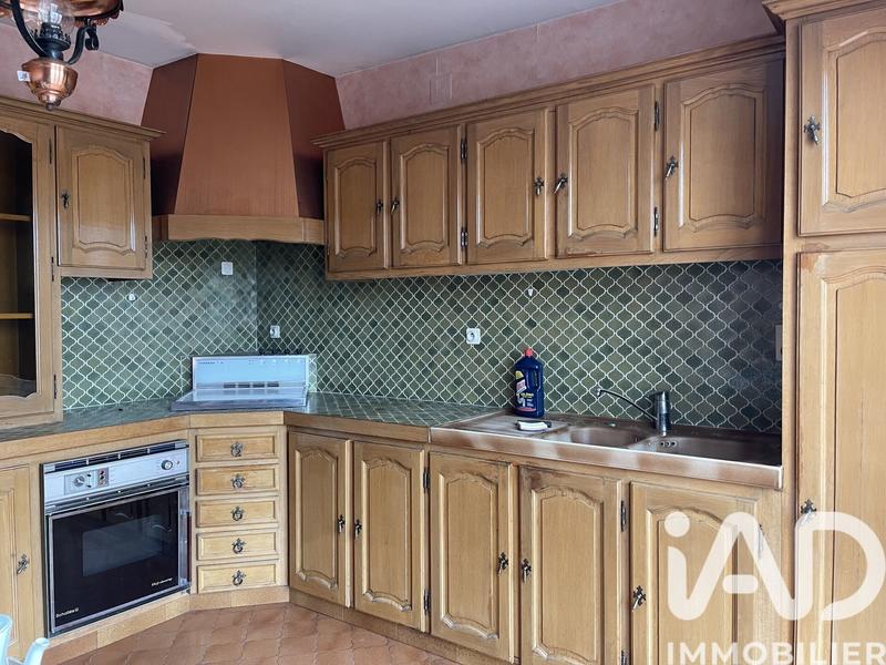 Maison - 294 m² - 13 pièces