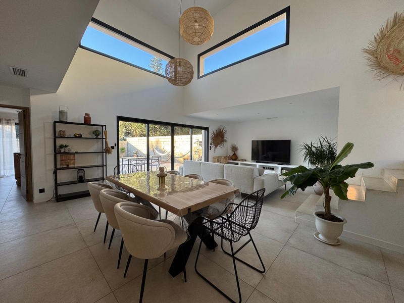 Maison - 130 m² - 4 pièces