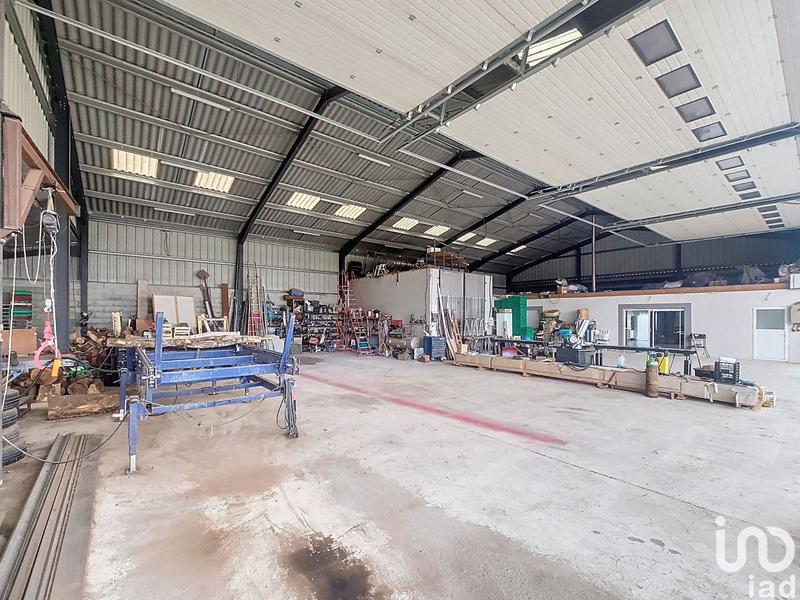 Local commercial - 690 m²