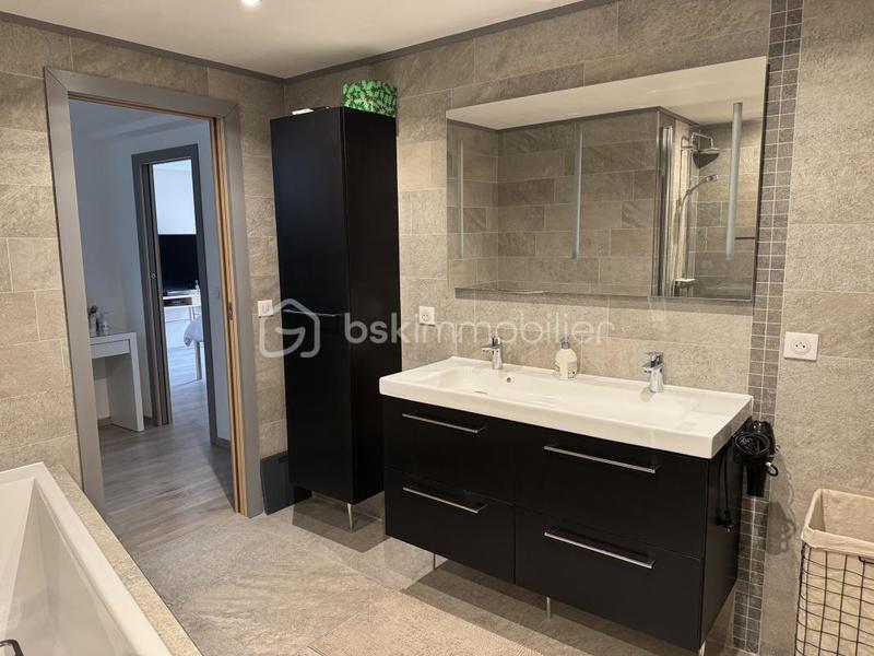 Maison de ville - 120 m² - 5 pièces