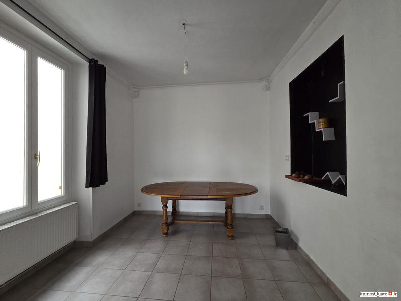 Appartement - 98 m² - 5 pièces
