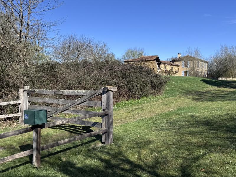 Maison - 205 m² - 7 pièces