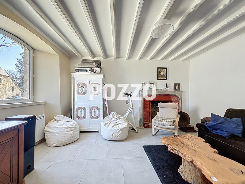 Maison - 192 m² - 9 pièces