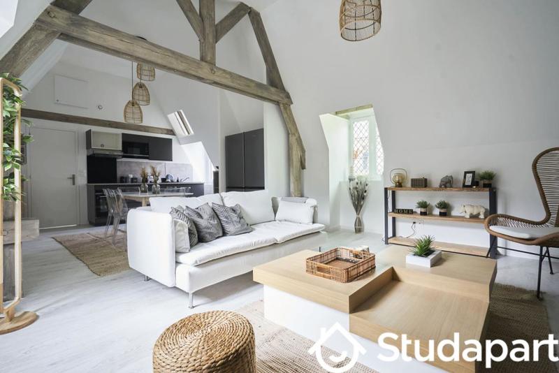 Chambre - 13 m² - 1 pièce