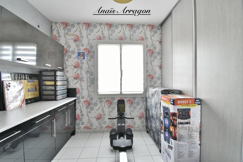 Maison - 170 m² - 8 pièces