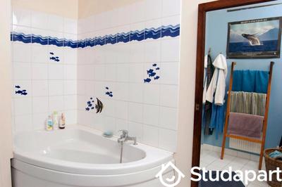 Chambre - 95 m² - 1 pièce