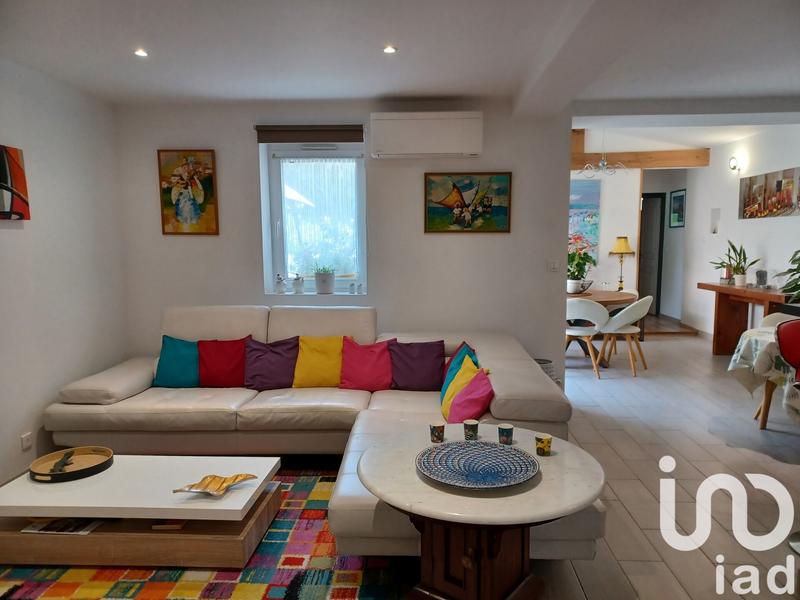 Maison - 260 m² - 11 pièces