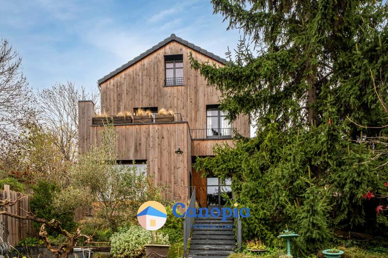 Maison contemporaine - 160 m² - 7 pièces