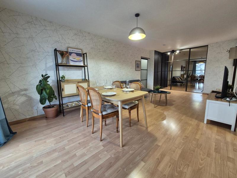 Appartement - 79 m² - 3 pièces