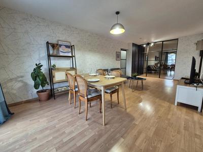 Appartement - 79 m² - 3 pièces