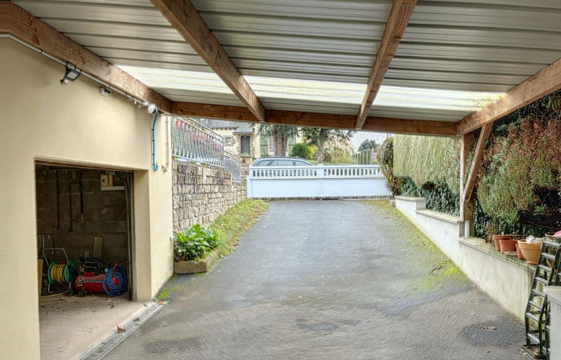 Maison - 152 m² - 7 pièces