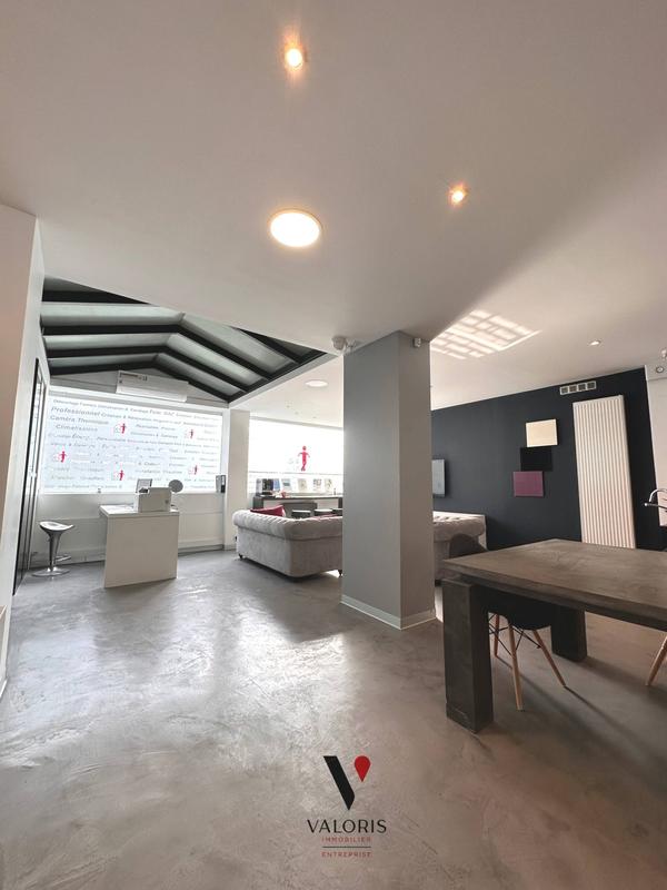 Local commercial - 97 m²