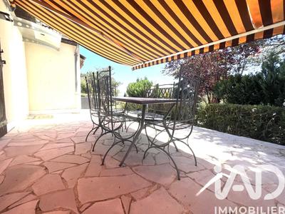 Maison - 166 m² - 8 pièces