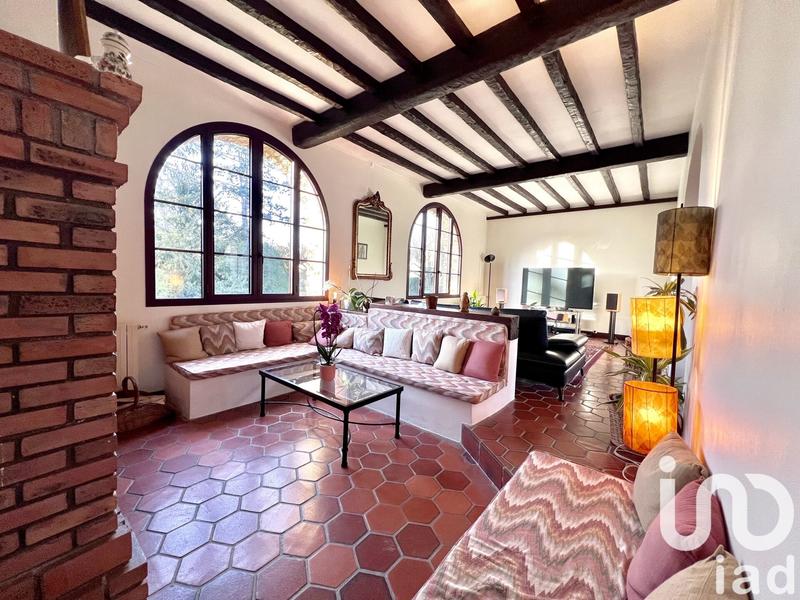 Maison - 400 m² - 13 pièces