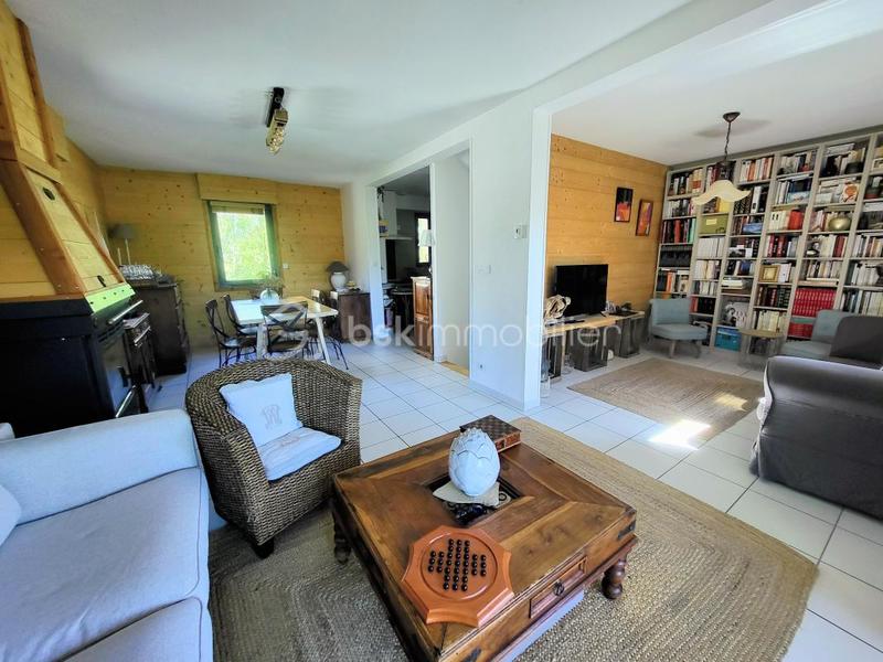 Maison - 95 m² - 5 pièces