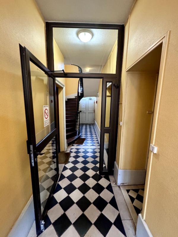 Appartement - 91 m² - 3 pièces