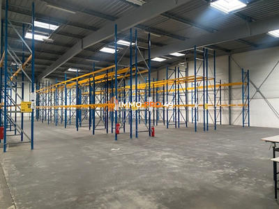 Entrepôt - 2 000 m²