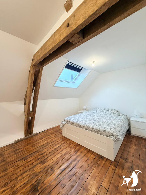 Maison - 222 m² - 7 pièces