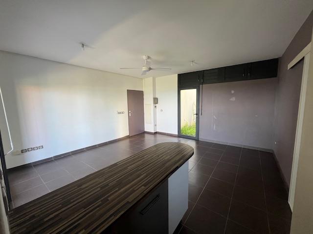 Appartement ancien - 68 m² - 3 pièces