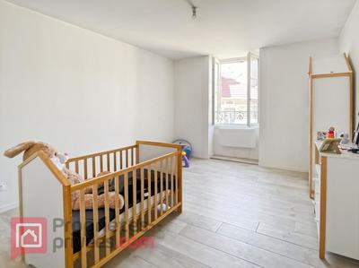 Maison - 115 m² - 4 pièces