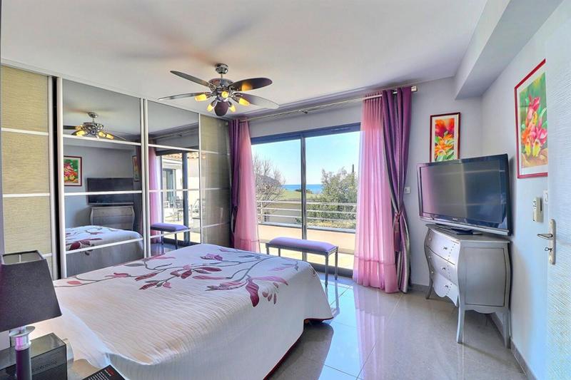 Demeure - 220 m² - 7 pièces