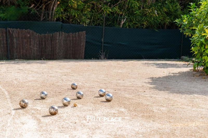 Maison - 182 m² - 7 pièces