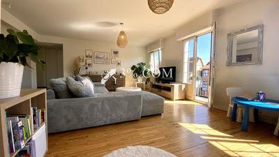 Appartement - 117 m² - 4 pièces