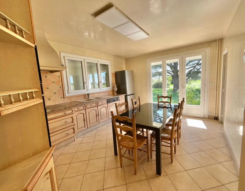 Maison - 151 m² - 6 pièces