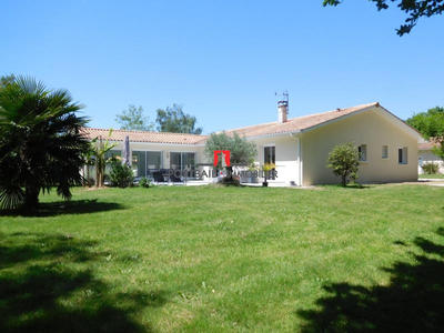 Maison - 150 m² - 4 pièces