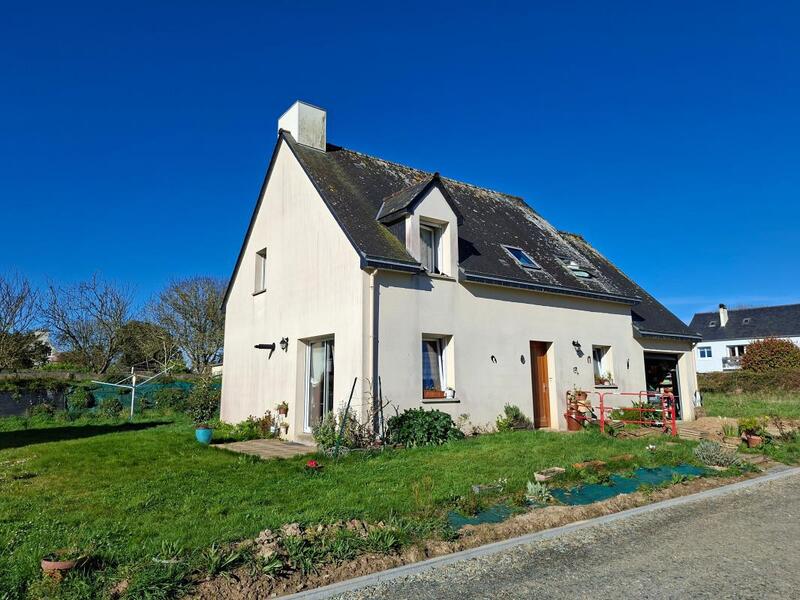 Maison - 105 m² - 5 pièces