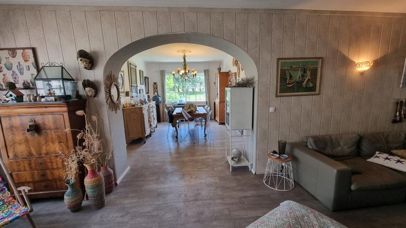 Propriété - 274 m² - 13 pièces