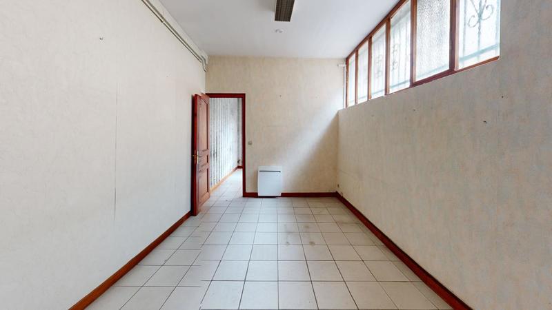 Immeuble - 136 m² - 6 pièces