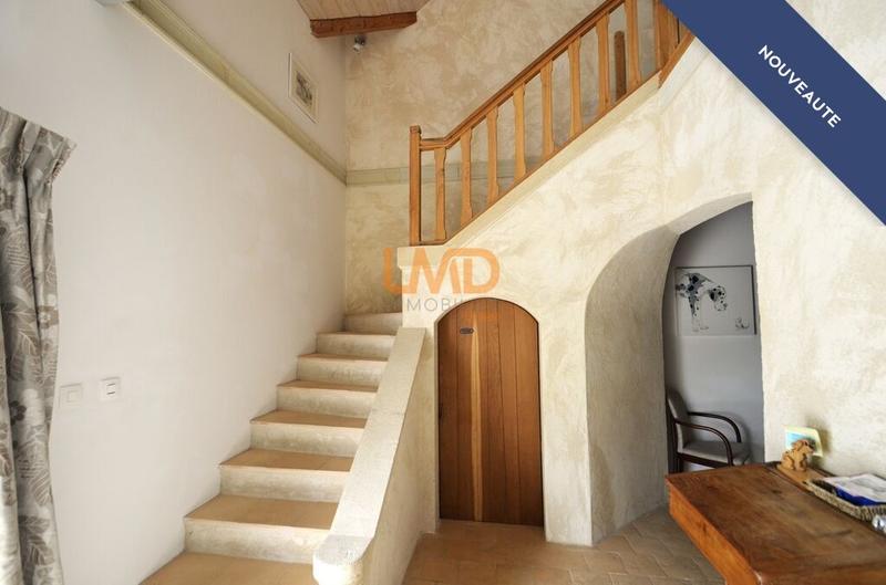 Propriété - 215 m² - 11 pièces