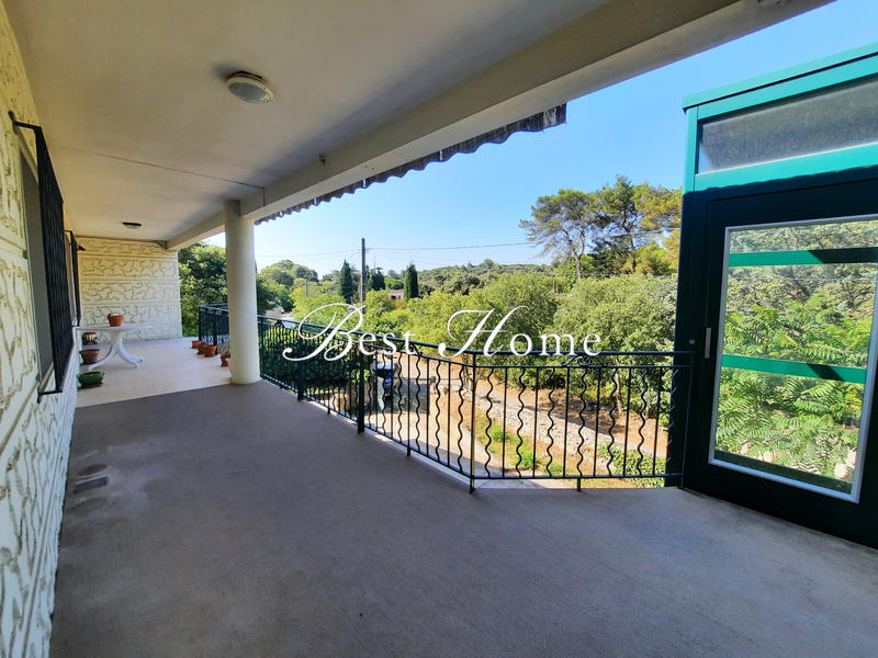 Appartement - 90 m² - 3 pièces