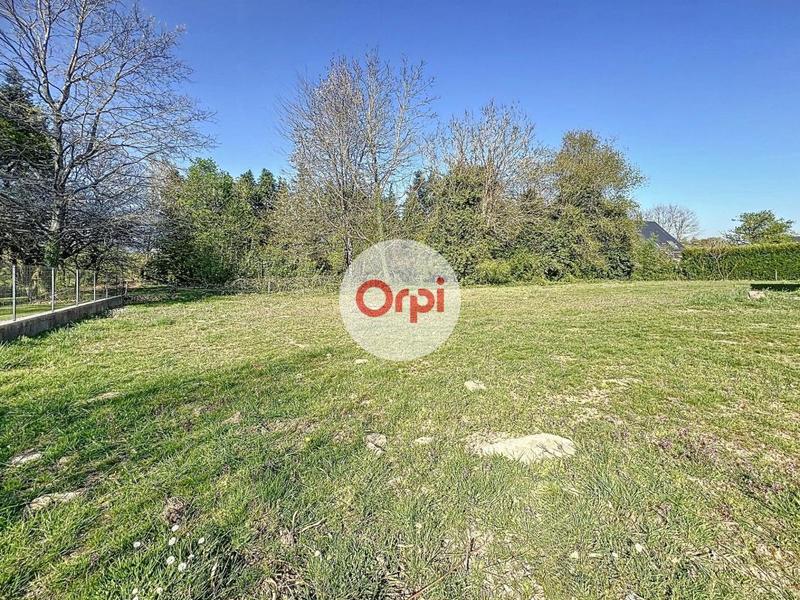 Terrain constructible - 1 261 m²