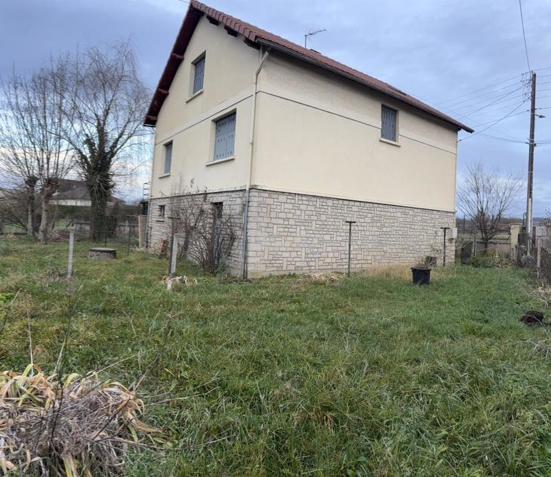 Maison en pierre - 135 m² - 6 pièces