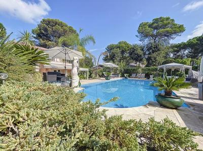 Maison - 226 m² - 4 pièces