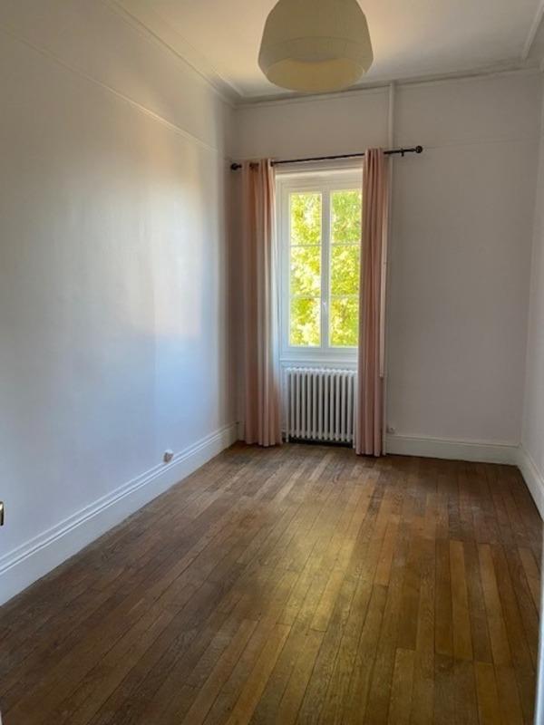 Maison de maîtres - 400 m² - 15 pièces