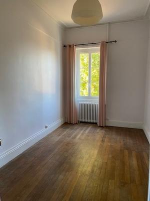 Maison de maîtres - 400 m² - 15 pièces