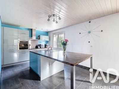 Maison - 138 m² - 7 pièces