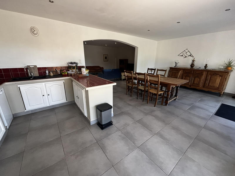 Villa - 324 m² - 7 pièces