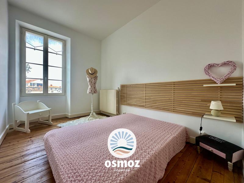 Maison - 236 m² - 6 pièces