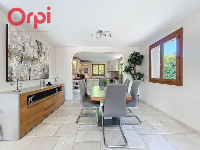 Villa - 186 m² - 5 pièces