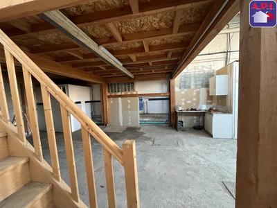 Local d'activités - 118 m² - 4 pièces