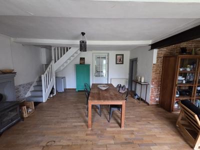 Maison - 104 m² - 4 pièces