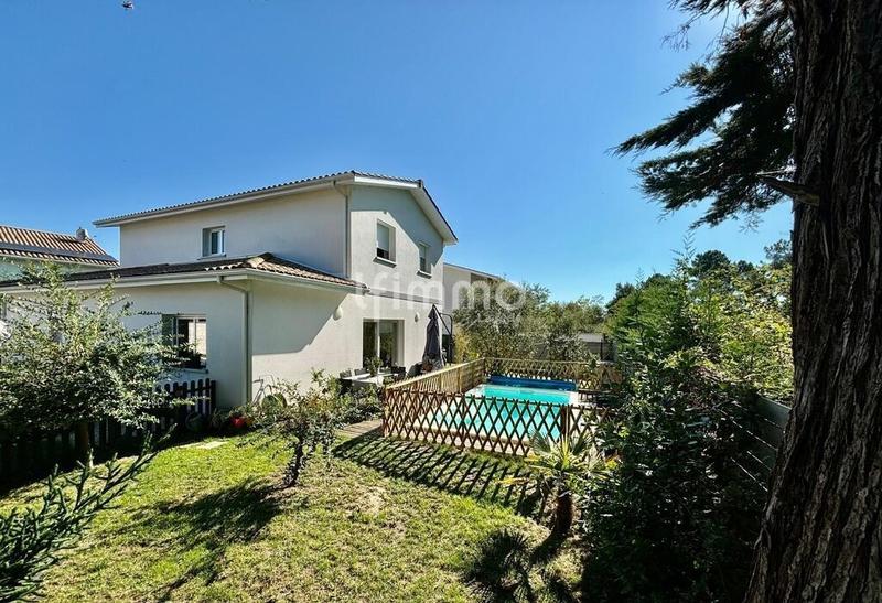 Maison - 146 m² - 6 pièces